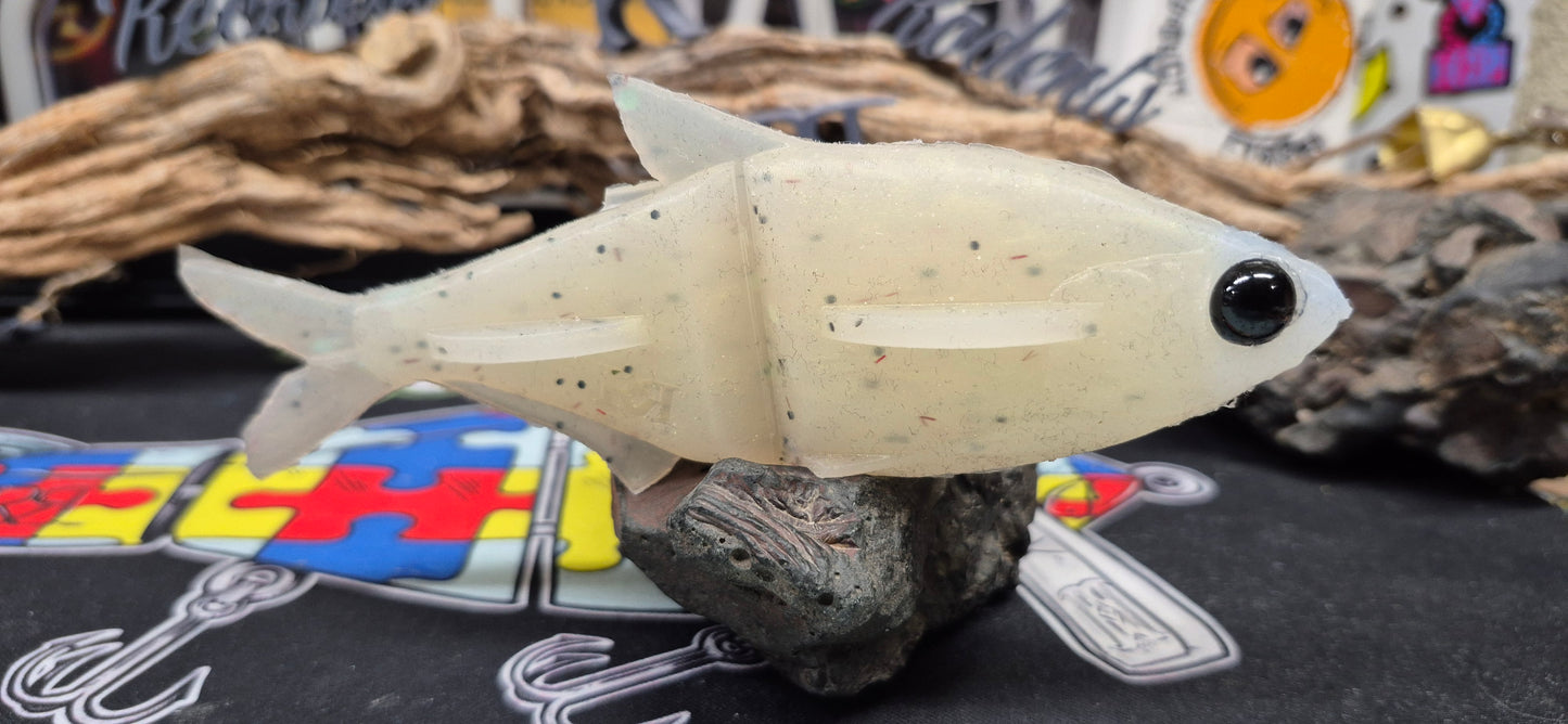 Product tester New The Izzy Shad Soft glide 9