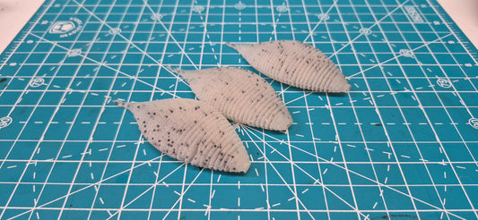 3.5  Reckless Leaches 3pk gold and clear
