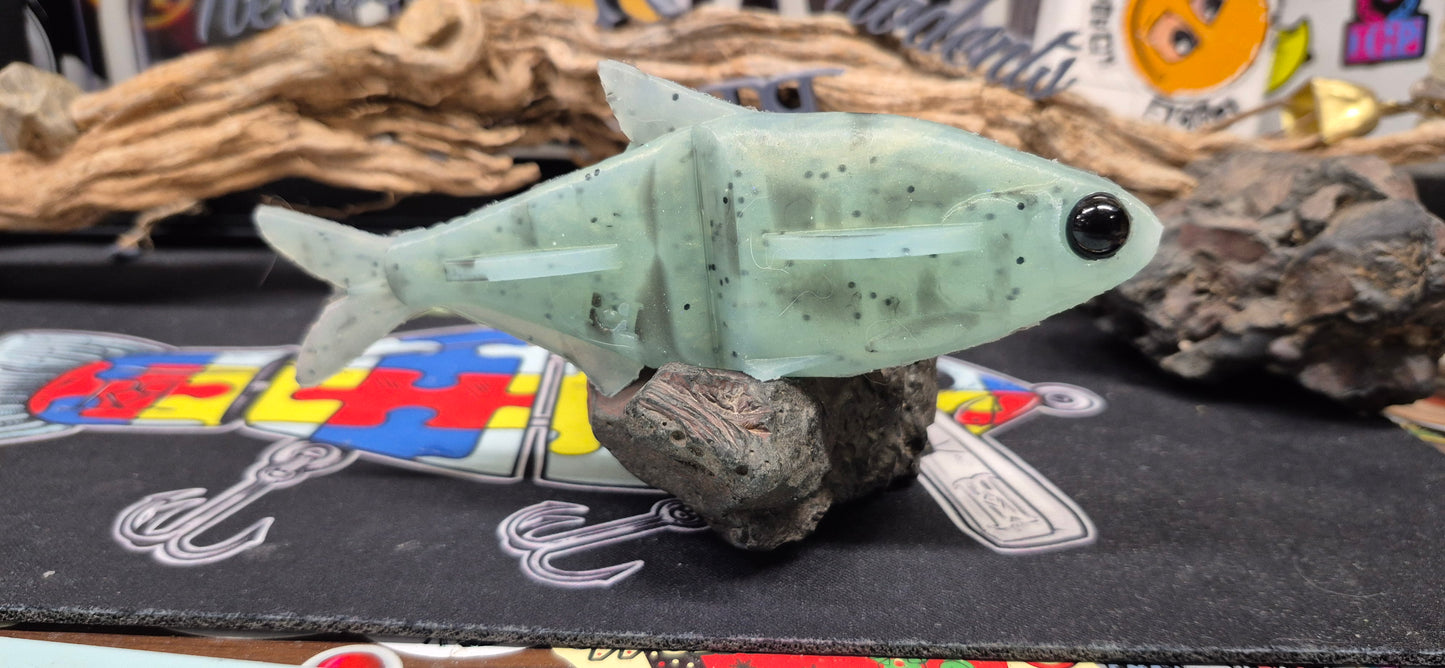 Product tester New The Izzy Shad Soft glide 2