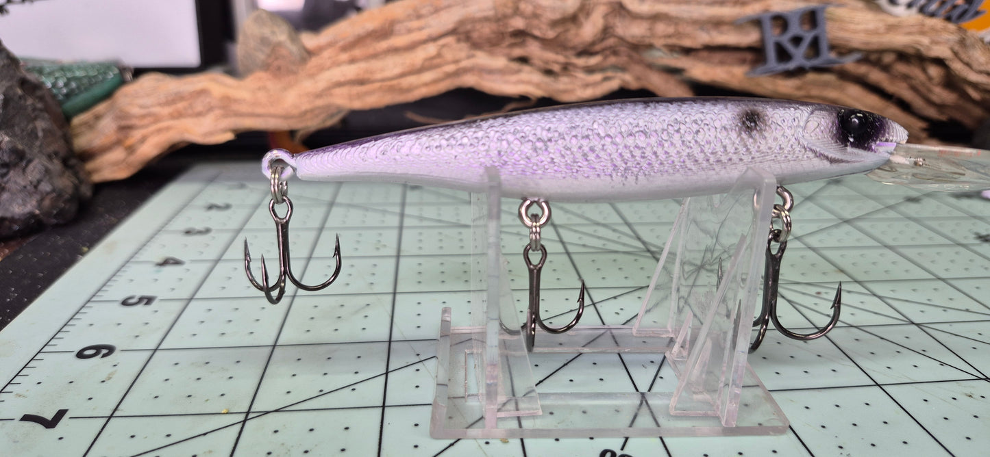 Az Jerk bait  Shad Golden top